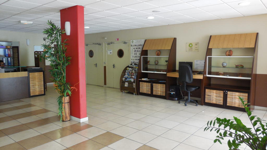 Ostello Centre International De Sejour Fort-de-France Esterno foto